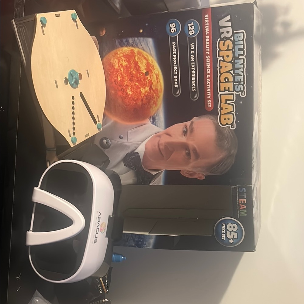 Bill Nye‘s Virtual Reality Space Lab